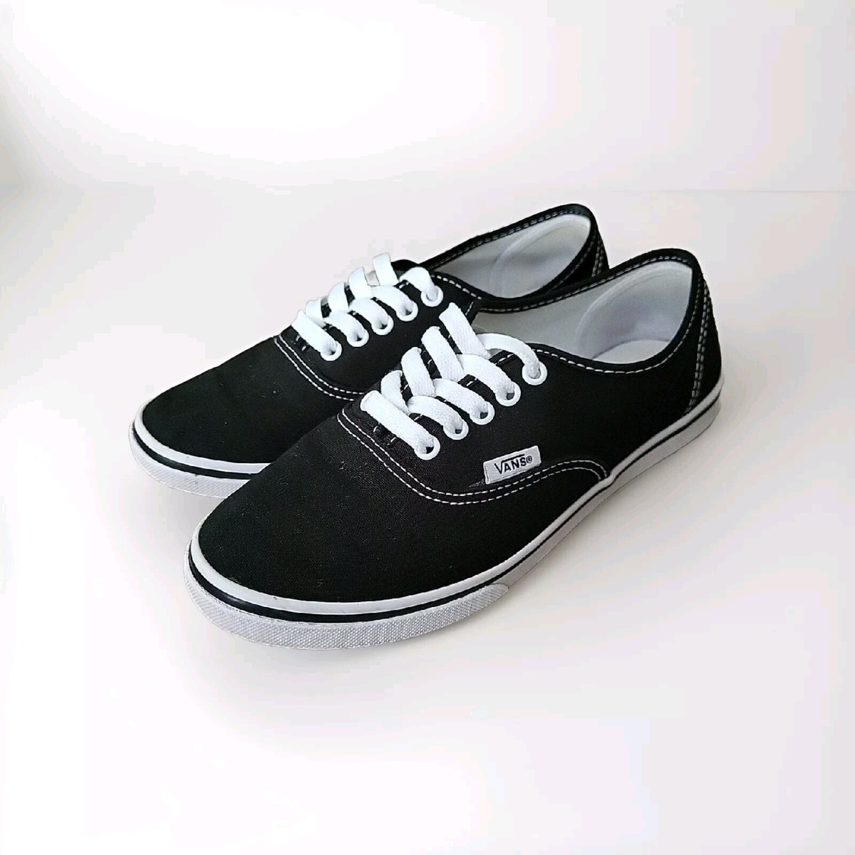 Vans black